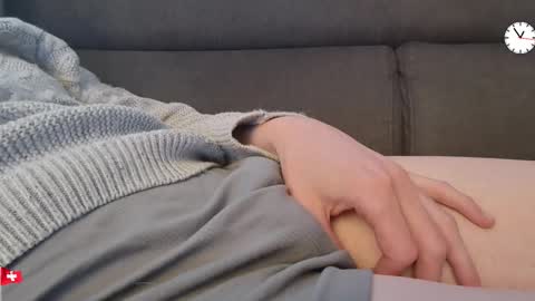 Grey online show from November 24, 2025, 11:54 am