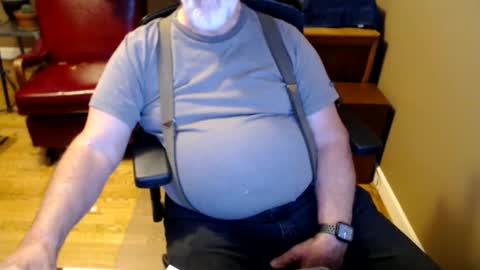 Snapshot of chgodad chatting on November 16, 2025, 10:15 pm chgodad online show from November 16, 2025, 10:15 pm