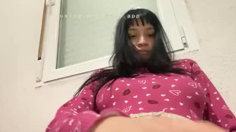 chiara_rose_1 online show from November 18, 2025, 11:15 pm