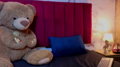 Snapshot of chiarajjones chatting on July 18, 2026, 1:04 pm CHIARA online show from July 18, 2026, 1:04 pm
