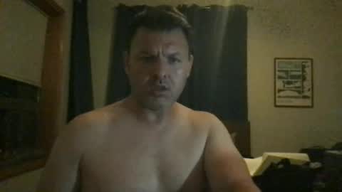 chicagoguy7183 online show from June 8, 2026, 5:19 am