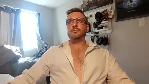 Snapshot of chickenduck90 chatting on November 13, 2025, 4:17 pm ThisCheeseBetterBeGuda online show from November 13, 2025, 4:17 pm