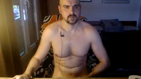 chicocam1983 online show from January 18, 2026, 4:44 pm