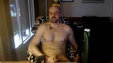 Snapshot of chicocam1983 chatting on June 20, 2026, 4:32 pm chicocam1983 online show from June 20, 2026, 4:32 pm