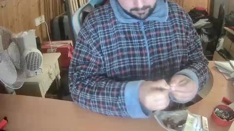 chicomallorca96 online show from January 6, 2025, 3:19 pm