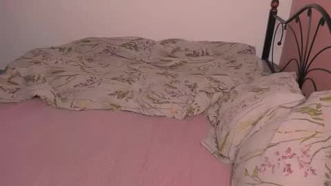 Snapshot of chilivanilla chatting on October 10, 2025, 4:28 pm lalaland online show from October 10, 2025, 4:28 pm