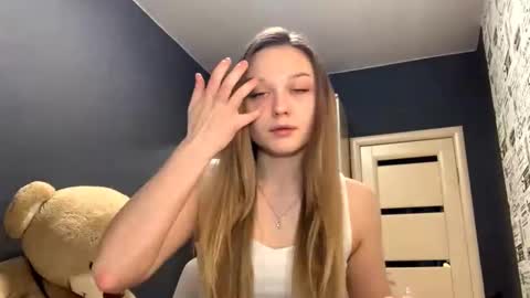 Sasha online show from February 5, 2026, 9:36 am