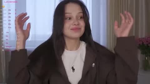 Nicole online show from February 15, 2026, 6:10 am