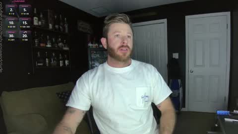 Snapshot of chillinthemosttt chatting on January 14, 2025, 3:11 am Chillinthemosttt online show from January 14, 2025, 3:11 am