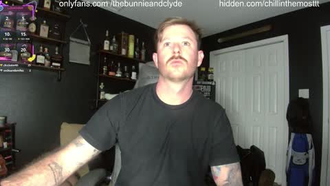 Snapshot of chillinthemosttt chatting on March 9, 2026, 3:10 am Chillinthemosttt online show from March 9, 2026, 3:10 am