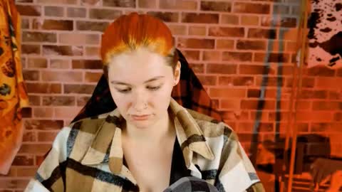 Bella online show from October 21, 2025, 5:08 am