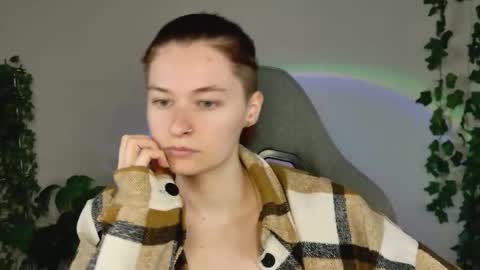 Bella online show from March 22, 2026, 9:02 am