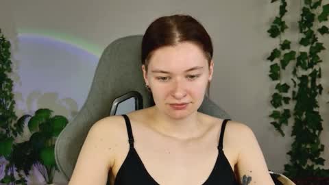 Bella online show from March 25, 2026, 9:04 am