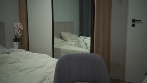 chillwithstacy online show from October 14, 2025, 8:53 pm