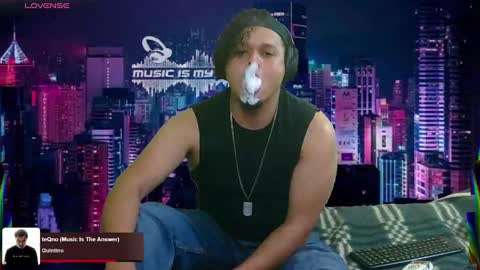 Enrique online show from February 22, 2025, 9:15 pm