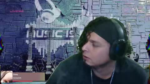 Enrique online show from March 3, 2025, 11:35 pm