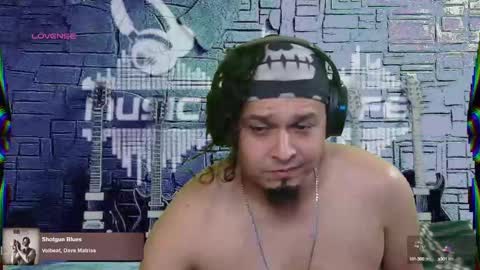 Enrique online show from March 6, 2025, 5:11 pm