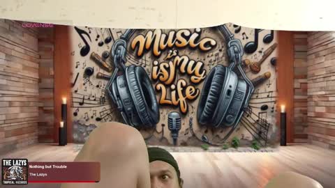 Enrique online show from March 10, 2025, 6:56 pm