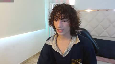 Snapshot of chipi_tay chatting on February 7, 2026, 7:50 pm chipi_tay online show from February 7, 2026, 7:50 pm