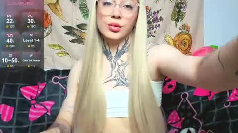 Snapshot of chl0echerry chatting on June 15, 2026, 7:05 pm Chloe INDEPENDENT MODEL online show from June 15, 2026, 7:05 pm