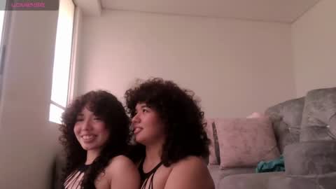 chloe_and_violeta online show from July 25, 2026, 9:45 pm