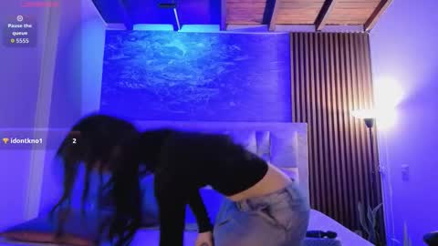 chloe_bluee_ online show from March 20, 2026, 11:26 am