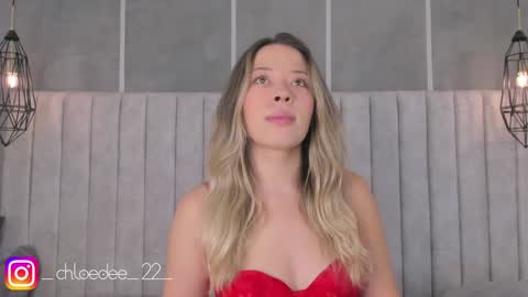 Chloe online show from January 22, 2025, 11:01 am