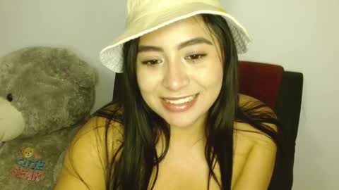 chloe_dolce online show from September 30, 2025, 11:43 pm
