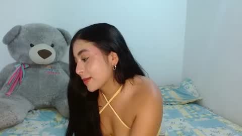 Snapshot of chloe_dolcee chatting on July 13, 2026, 7:05 pm Chloe online show from July 13, 2026, 7:05 pm