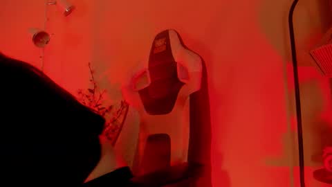 CLOE  online show from February 14, 2026, 3:03 am