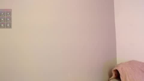 chloe_peach_ online show from March 27, 2026, 12:27 pm