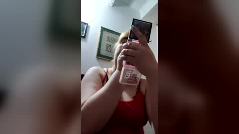 Snapshot of chloe_prg chatting on July 1, 2026, 2:57 am chloe_prg online show from July 1, 2026, 2:57 am