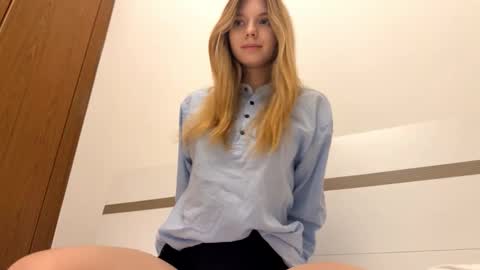 hloe online show from February 2, 2026, 3:00 pm