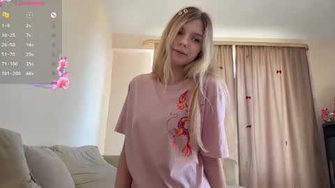 Snapshot of chloe_show chatting on June 27, 2026, 11:15 am hloe online show from June 27, 2026, 11:15 am