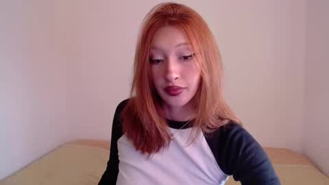 Snapshot of chloe_snoww chatting on February 26, 2025, 10:20 pm cloes online show from February 26, 2025, 10:20 pm