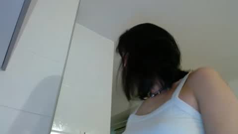 Snapshot of chloe_snoww chatting on September 13, 2025, 12:32 am cloes online show from September 13, 2025, 12:32 am