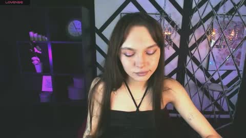 Chloe online show from May 6, 2026, 6:08 am