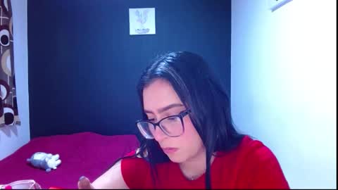 Snapshot of chloe_walk_ chatting on September 26, 2025, 6:56 pm Chloe online show from September 26, 2025, 6:56 pm