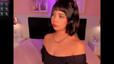 Snapshot of chloe_watson_ chatting on June 13, 2026, 7:23 pm online show from June 13, 2026, 7:23 pm