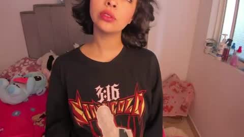 Snapshot of chloe_watson_ chatting on June 26, 2026, 5:39 pm online show from June 26, 2026, 5:39 pm