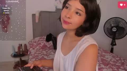 Snapshot of chloe_watson_ chatting on July 10, 2026, 6:32 pm online show from July 10, 2026, 6:32 pm