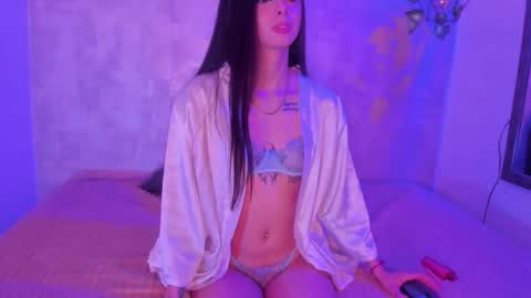 Snapshot of chloeaddamss chatting on March 11, 2025, 6:21 am 3 online show from March 11, 2025, 6:21 am