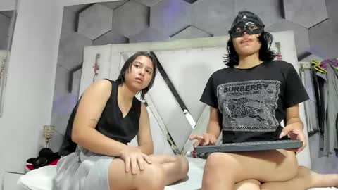 Snapshot of chloeandterra chatting on May 11, 2026, 4:04 pm chloeandterra online show from May 11, 2026, 4:04 pm
