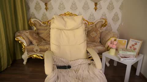 Snapshot of chloebright chatting on December 11, 2024, 3:13 am chloebright online show from December 11, 2024, 3:13 am