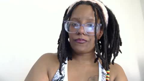 Chloe online show from May 31, 2026, 7:37 am