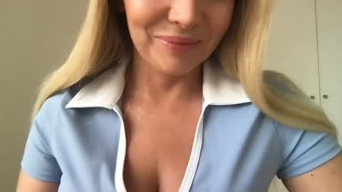 Chloe online show from July 15, 2026, 1:49 pm