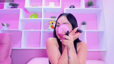 Chloe online show from January 8, 2026, 11:34 am