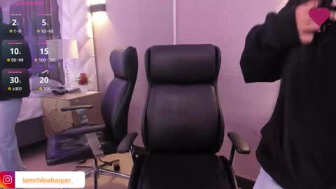  Chloe Harper  online show from February 9, 2026, 11:36 am