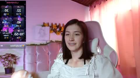 Chloe online show from February 26, 2025, 4:24 pm