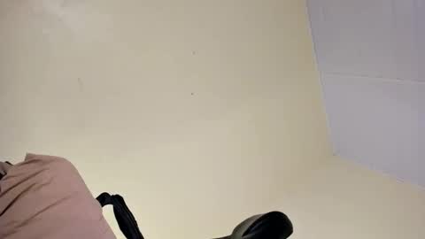 chloelana online show from March 25, 2026, 3:40 pm